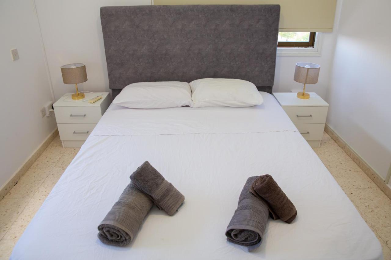 Paphos Spacious 2 Bedroom Appartment Near Mall -Internet 1Gbps מראה חיצוני תמונה