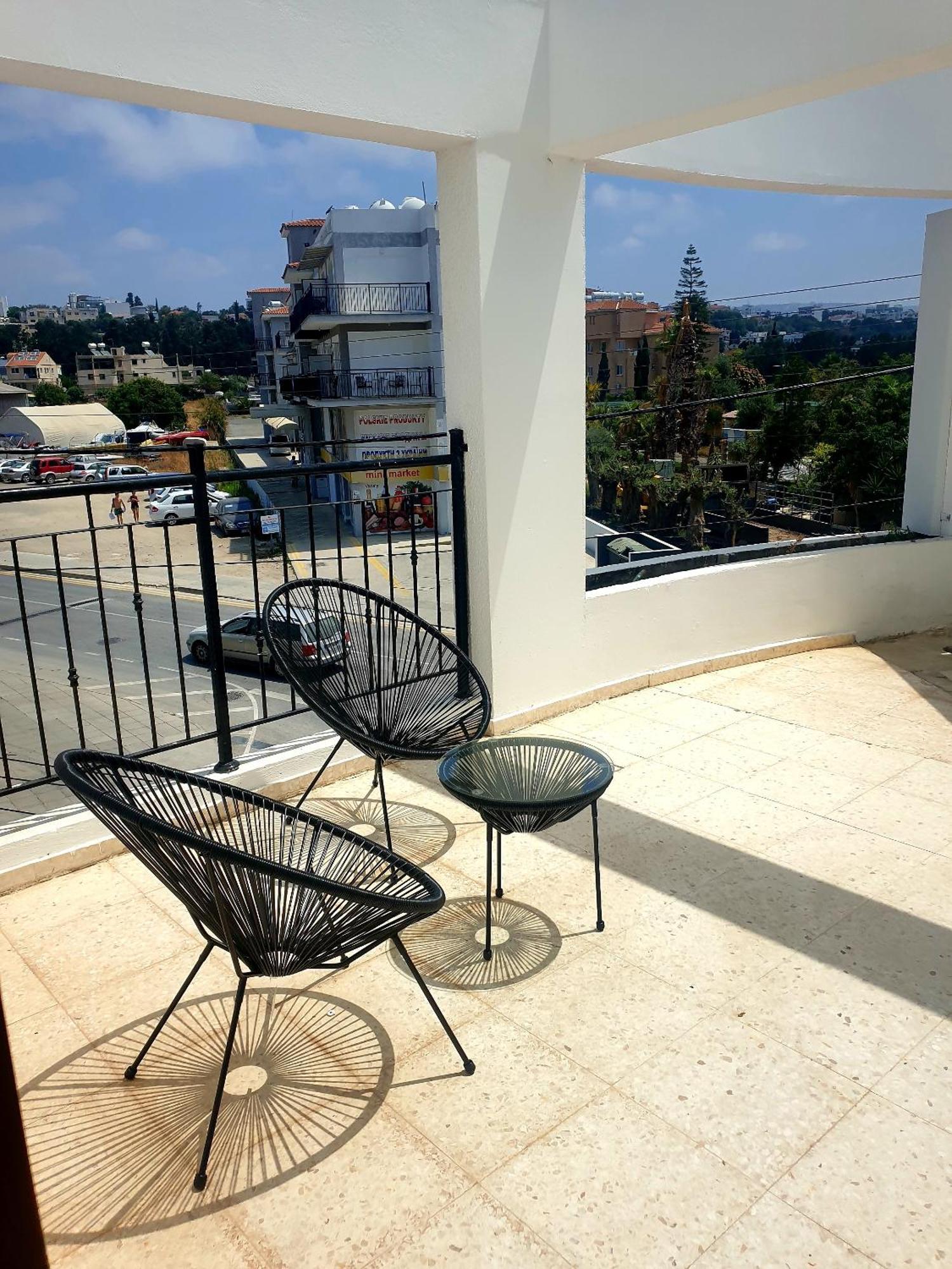 Paphos Spacious 2 Bedroom Appartment Near Mall -Internet 1Gbps מראה חיצוני תמונה